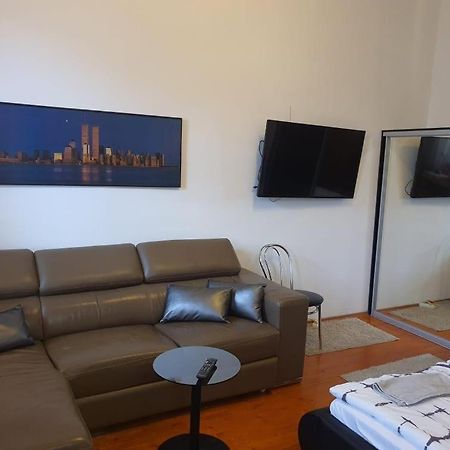 Monar City Center Apartment Free Parking Košice Extérieur photo