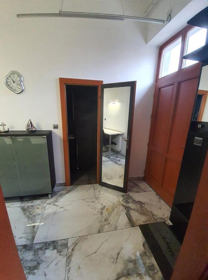 Monar City Center Apartment Free Parking Košice Extérieur photo
